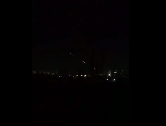 ПОГЛЕДАЈТЕ: Војни хеликоптер отворио ватру у Анкари